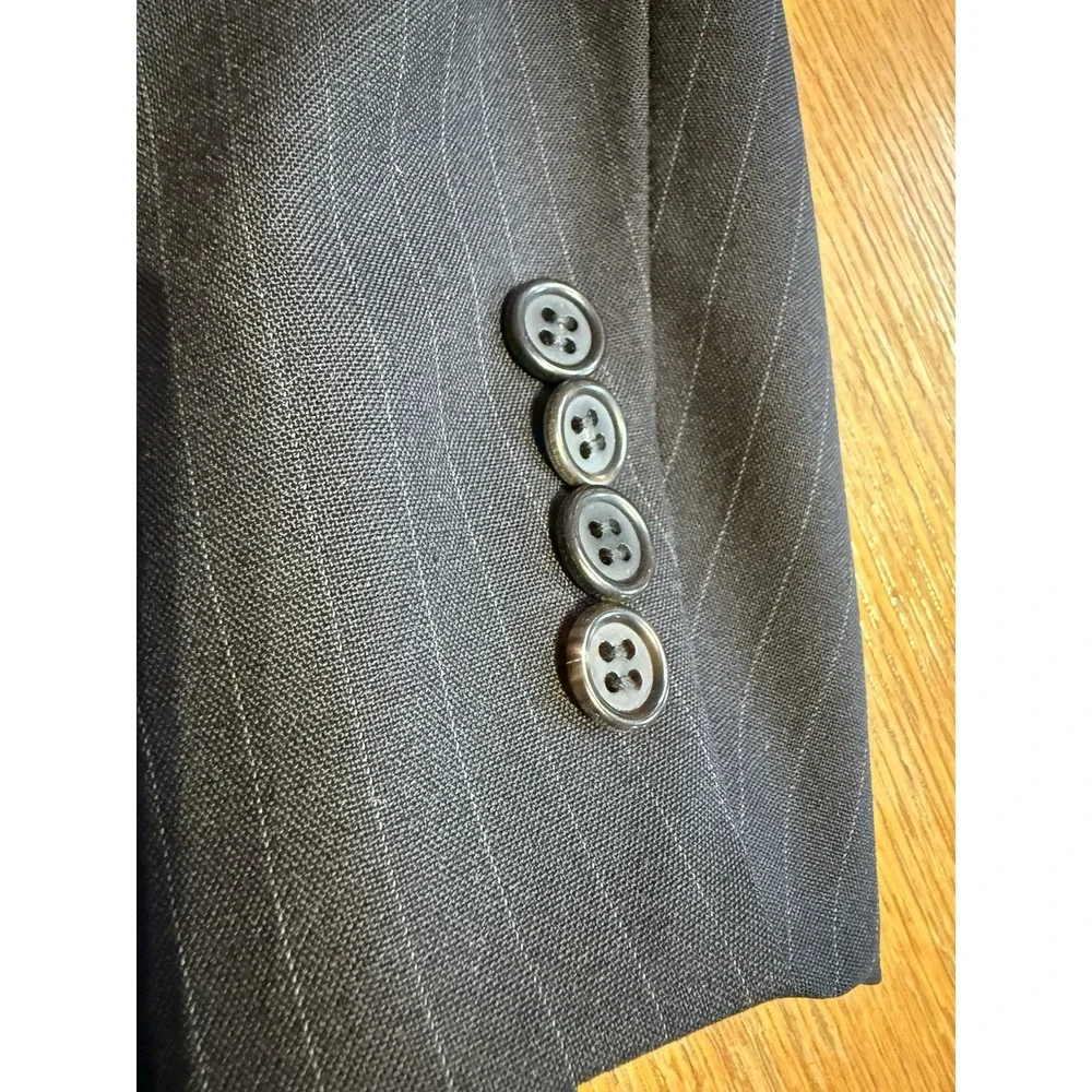 Hickey Freeman Blazer 44R Navy Pinstripe Wool Canterbury Collection USA Made Y2K